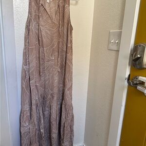 Elegant Brown Patterned Maxi Dress